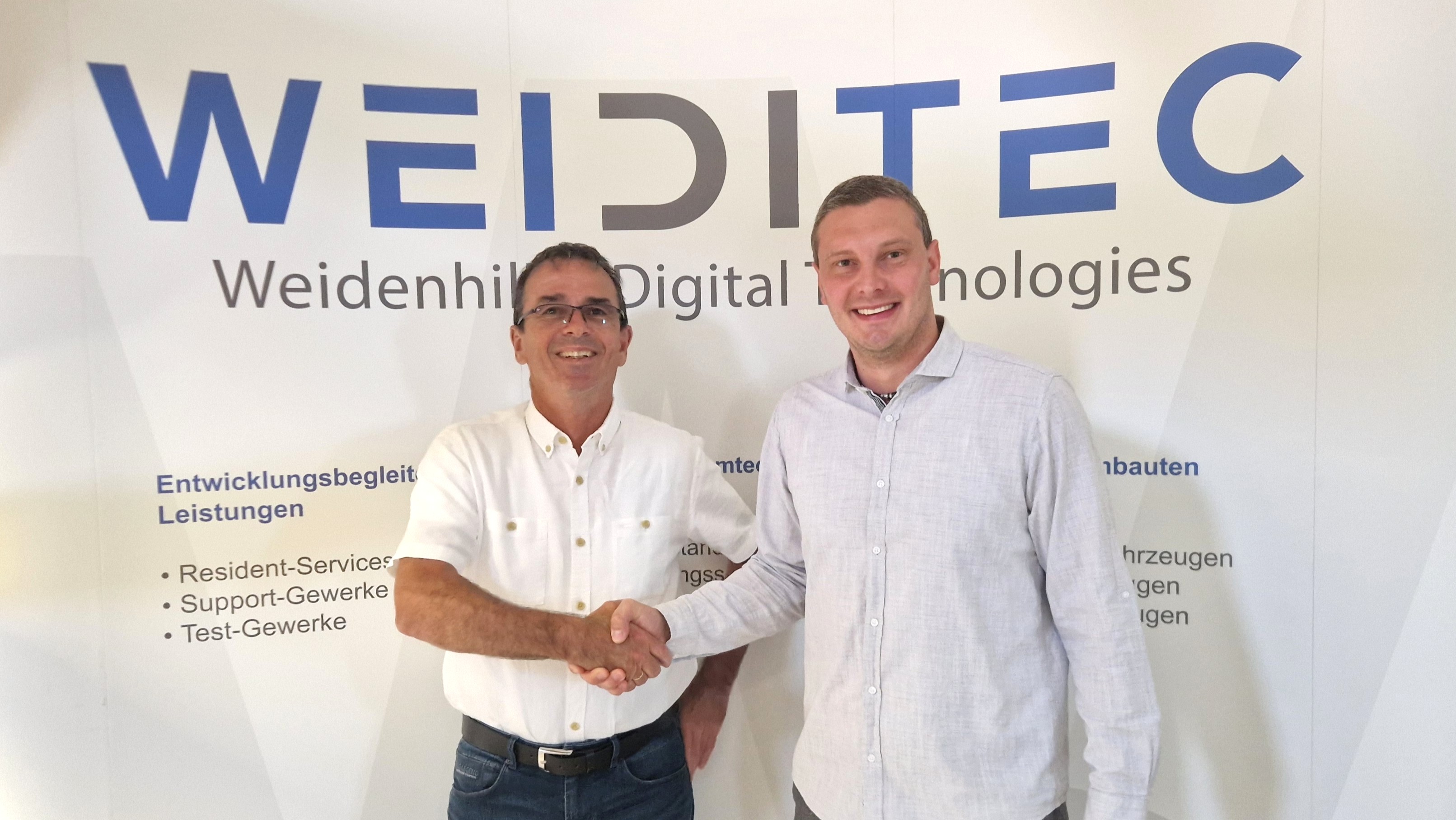 Armin Baumann (Softing, links) Stefan Brosig (WeiDiTec rechts)